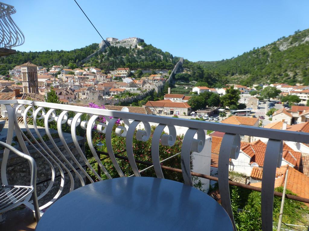 Guesthouse Bracanovic Hvar Town Szoba fotó