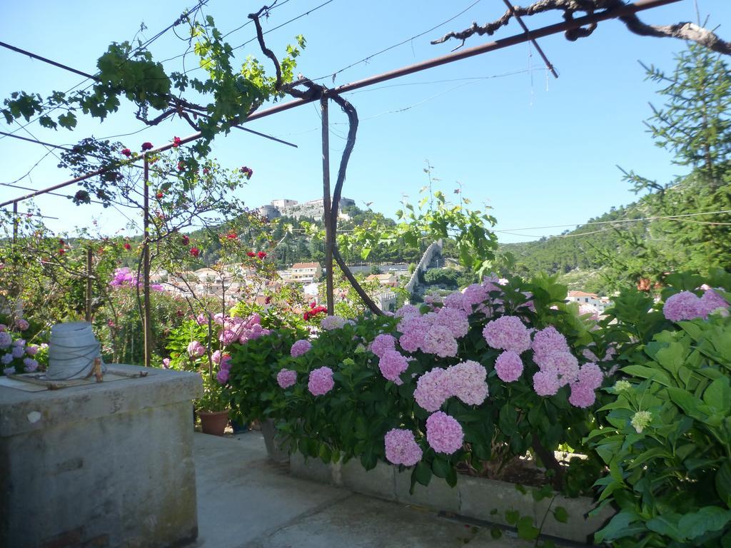 Guesthouse Bracanovic Hvar Town Kültér fotó