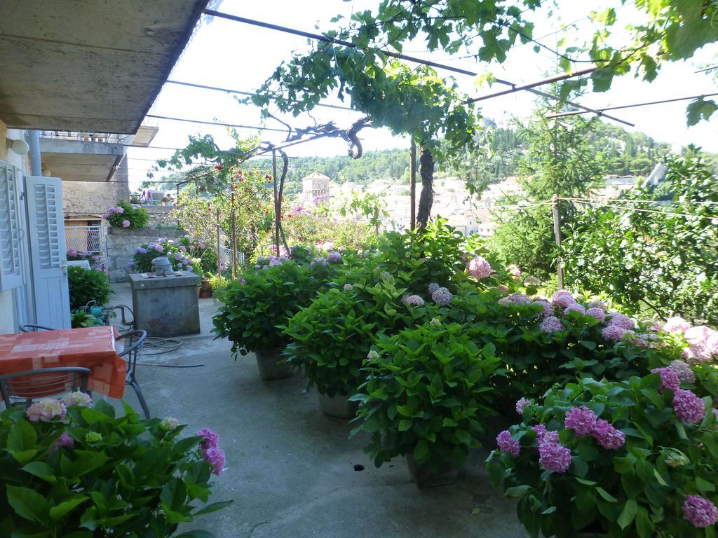 Guesthouse Bracanovic Hvar Town Kültér fotó